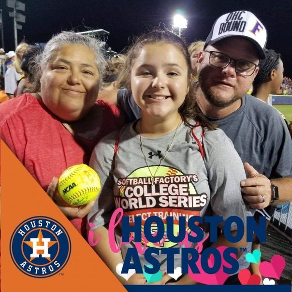 Meet your Posher, Jennifer - Picture 1 of 1